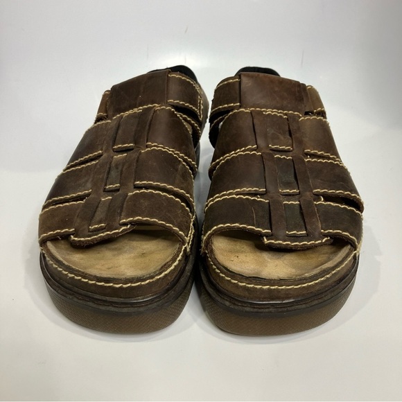 Scandia Woods brown leather sandals size 10‎